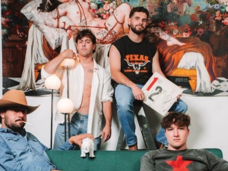 Classe Moyenne en Concert au Club Soda le 9&nbsp;Avril.